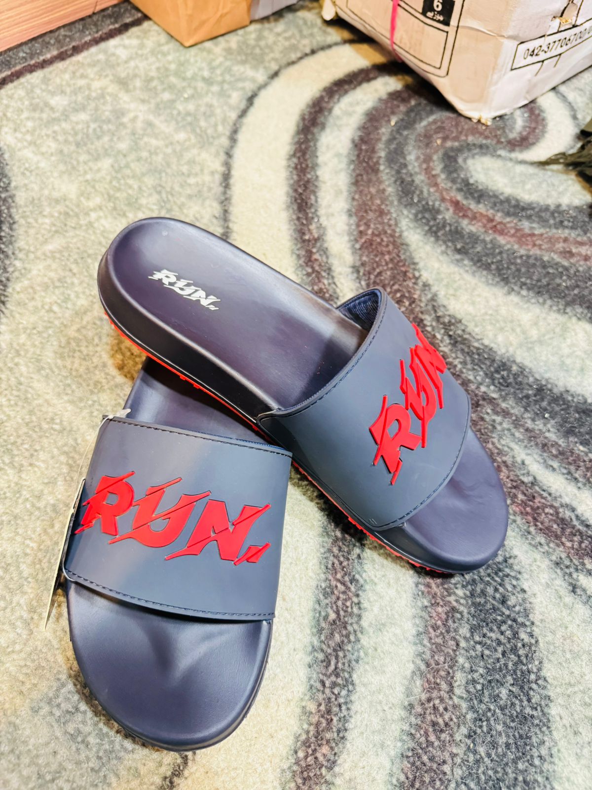 Casual Slide Sandals with Bold RUN Letter Design